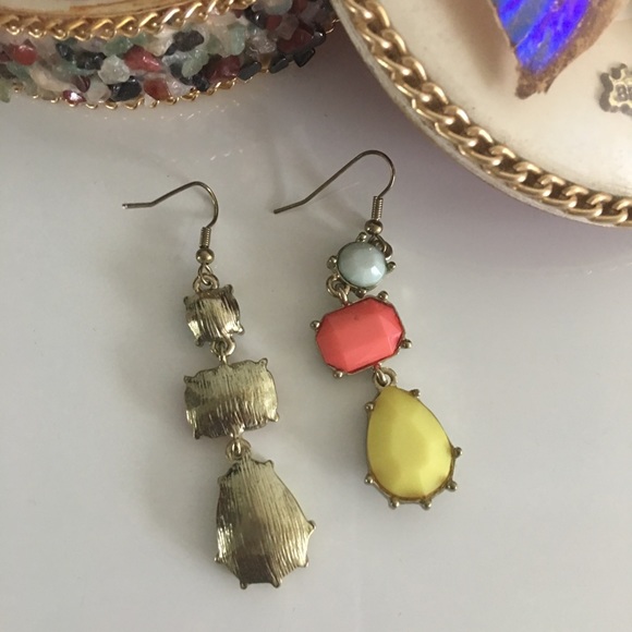 Art Deco Pastel Earrings - Picture 4 of 4